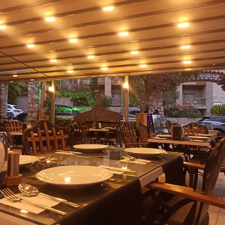 森公寓式酒店 2* 图兰克
