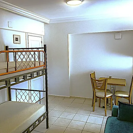 Ξενοδοχείο με διαμερίσματα Sen 4*