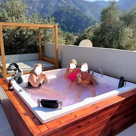 Sen Apartmanhotel 4*